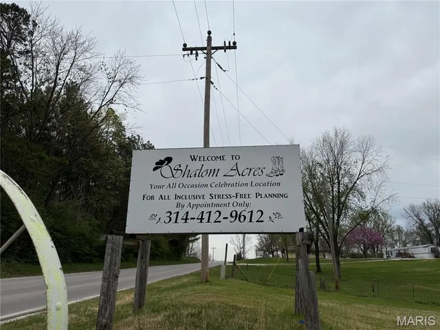 $750,000 | 480 North Lindsey Road, Winfield, MO 63389