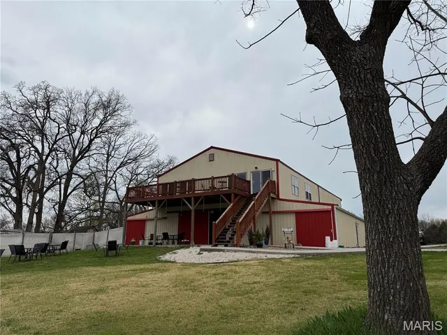 $750,000 | 480 North Lindsey Road, Winfield, MO 63389