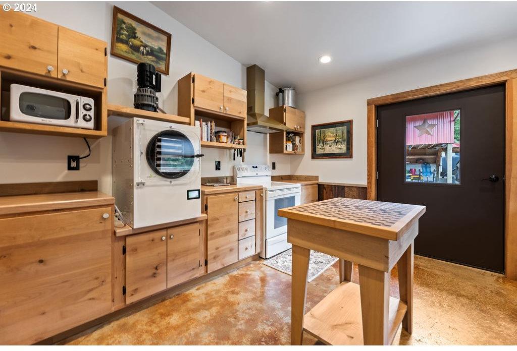 444 Fredrickson Road Woodland, WA 98674 - Photo 16 of 39 Gallery Image 16
