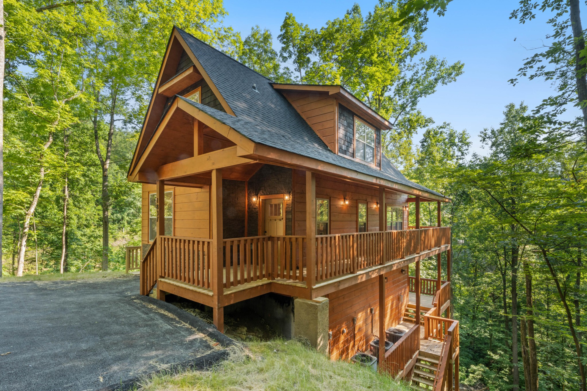 1837 Bluff Ridge Road Sevierville, TN 37876 - Photo 4 of 72 Gallery Image 4