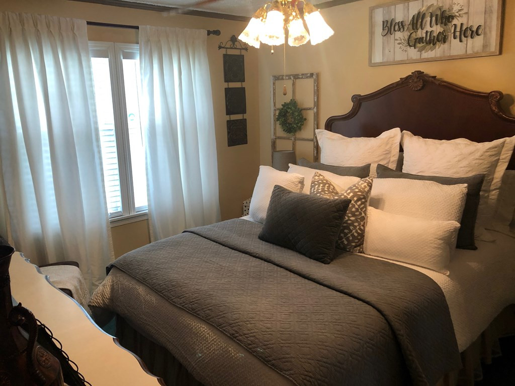 626 Indian Road Bowman, SC 29018 - Photo 25 of 27 second bedroom