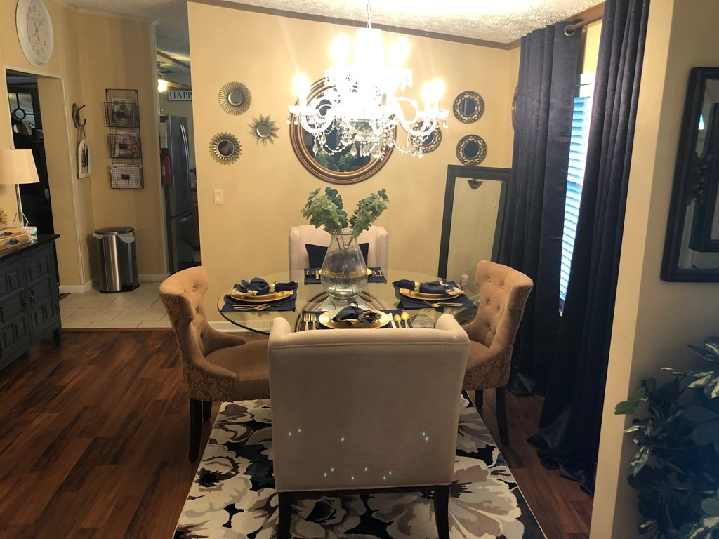 626 Indian Road Bowman, SC 29018 - Photo 3 of 27 Dinning room