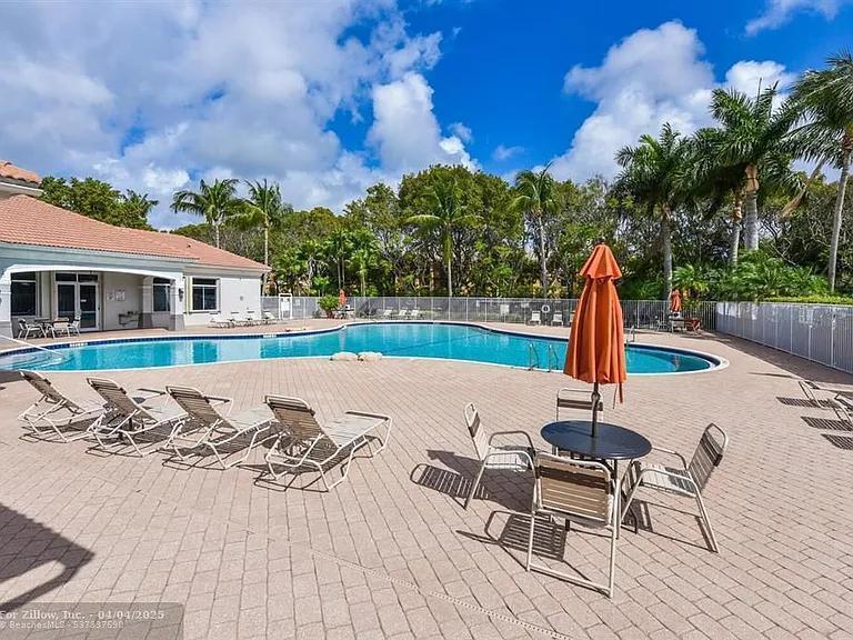 8023 Big Pine Way Riviera Beach, FL 33407 - Photo 28 of 72 e13df334-12e1-4298-8f15-8d59bca00f63