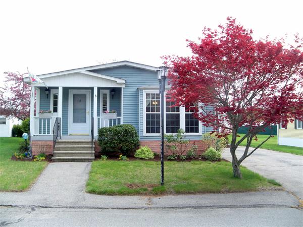 8 Queens Road, Unit 194 Attleboro, MA 02703 - Photo 1 of 30 Gallery Image 1