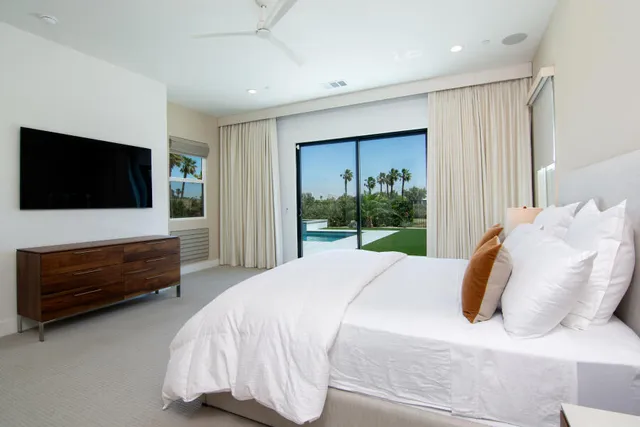 $1,900,000 | 960 Patina Lane, Palm Springs, CA 92262