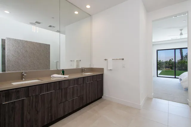 $1,900,000 | 960 Patina Lane, Palm Springs, CA 92262