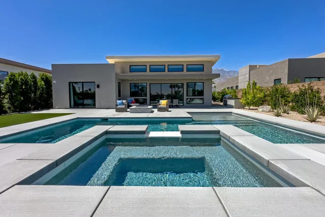 $1,900,000 | 960 Patina Lane, Palm Springs, CA 92262