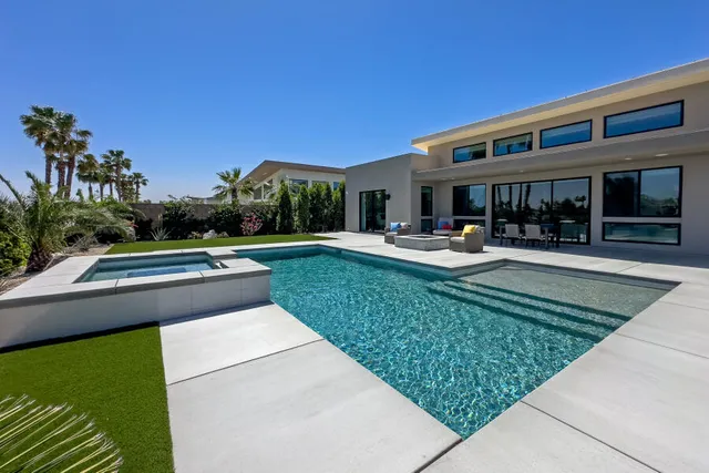 $1,900,000 | 960 Patina Lane, Palm Springs, CA 92262