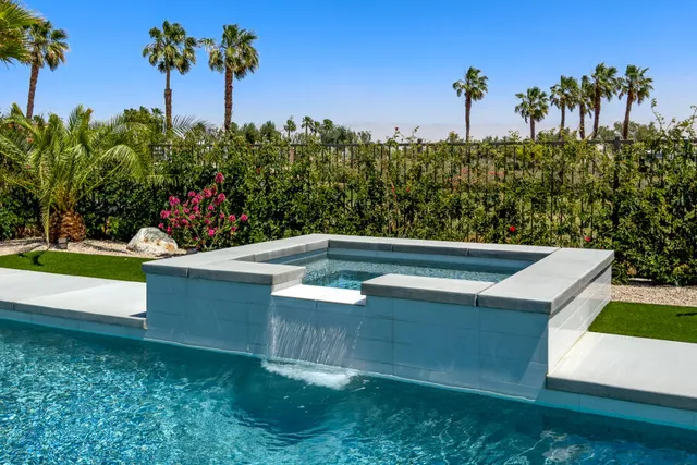 $1,900,000 | 960 Patina Lane, Palm Springs, CA 92262