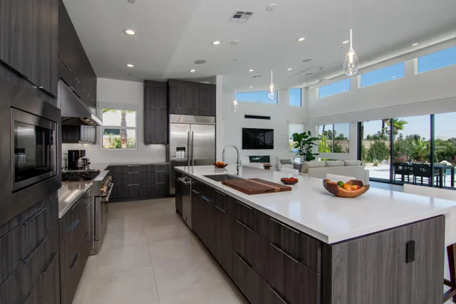 $1,900,000 | 960 Patina Lane, Palm Springs, CA 92262