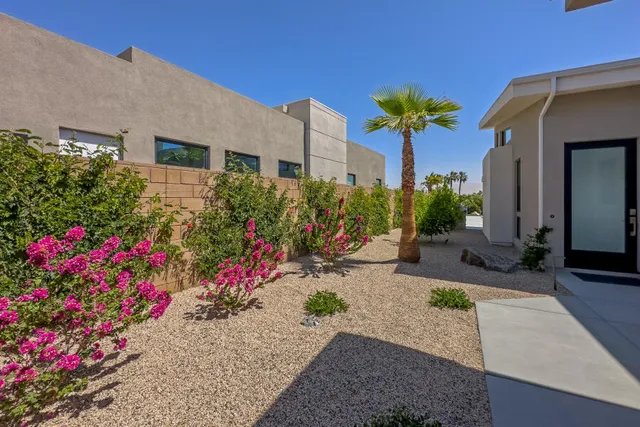 $1,900,000 | 960 Patina Lane, Palm Springs, CA 92262