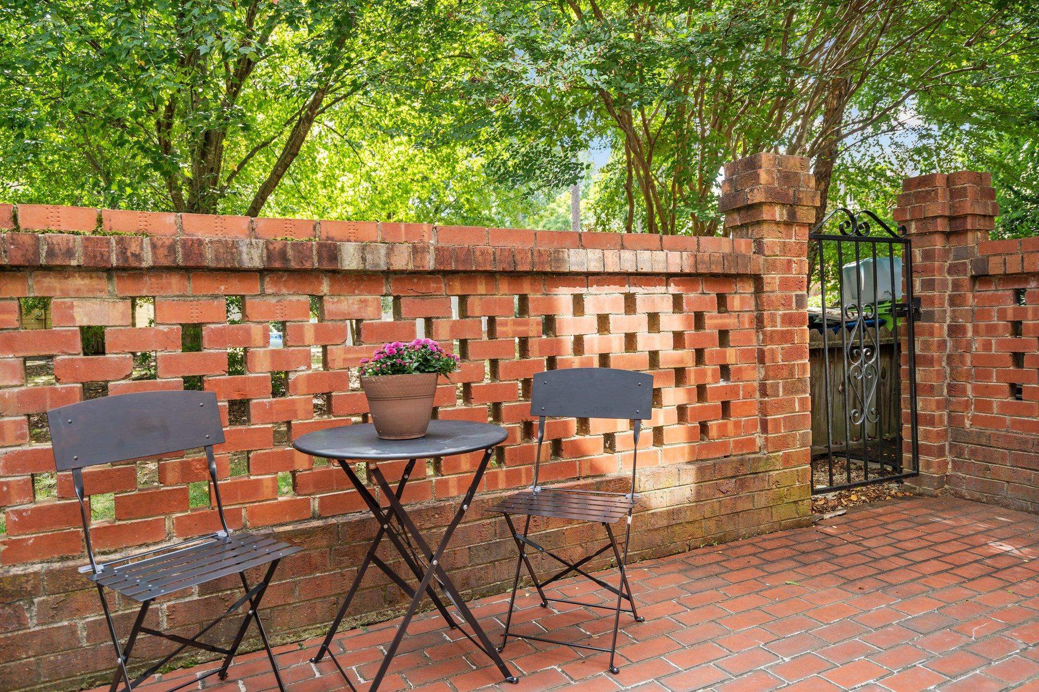 612 Crabbery Lane Raleigh, NC 27609 - Photo 6 of 38 Photo 6