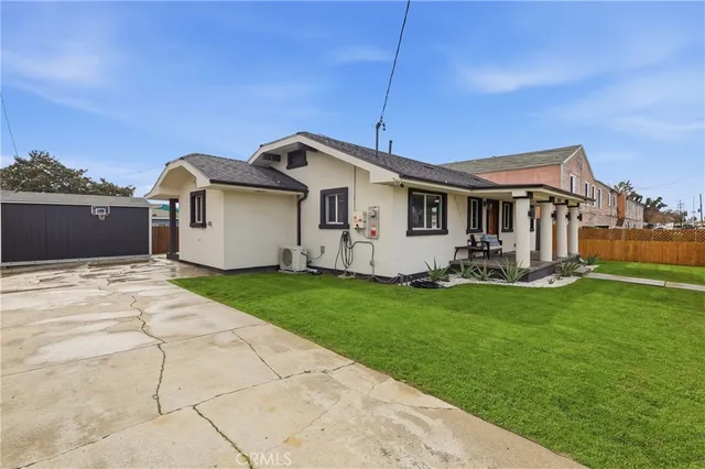 $3,850 | 816 West 120th Street, Los Angeles, CA 90044