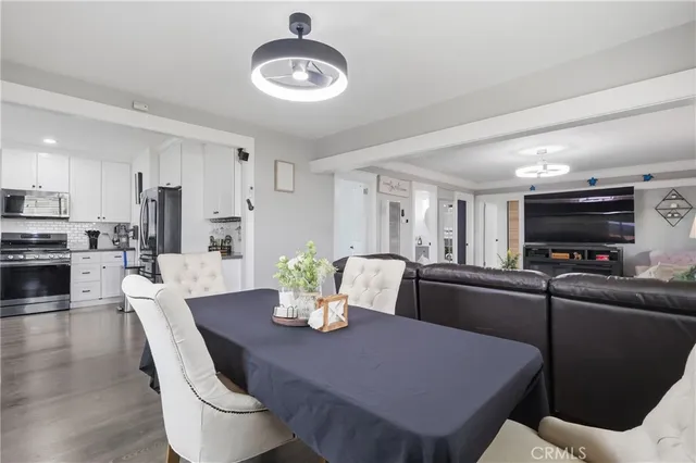 $3,850 | 816 West 120th Street, Los Angeles, CA 90044