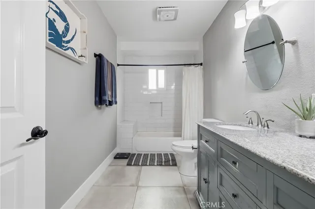 $3,850 | 816 West 120th Street, Los Angeles, CA 90044