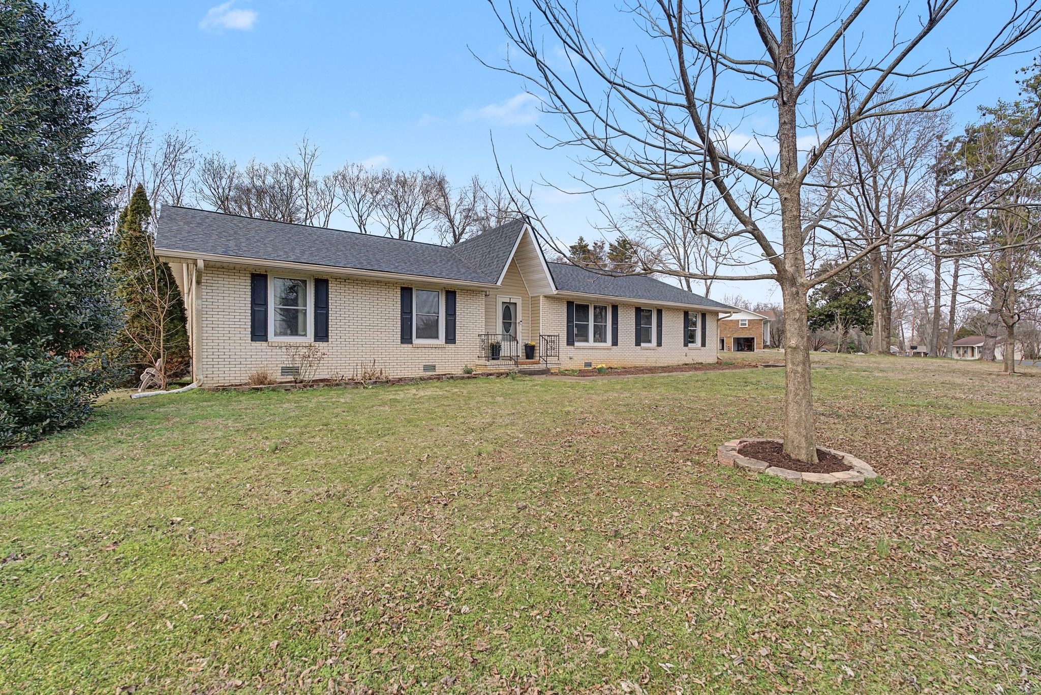 1226 Coffee Avenue Murfreesboro, TN 37129 - Photo 2 of 25