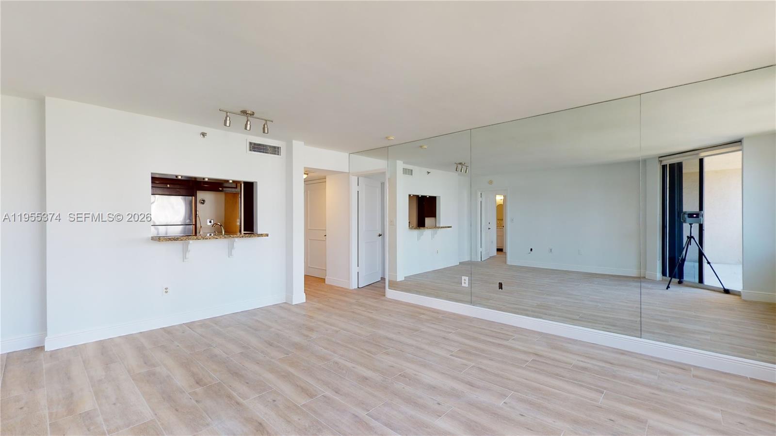 540 Brickell Key Drive, Unit 1111 Miami, FL 33131 - Photo 10 of 22