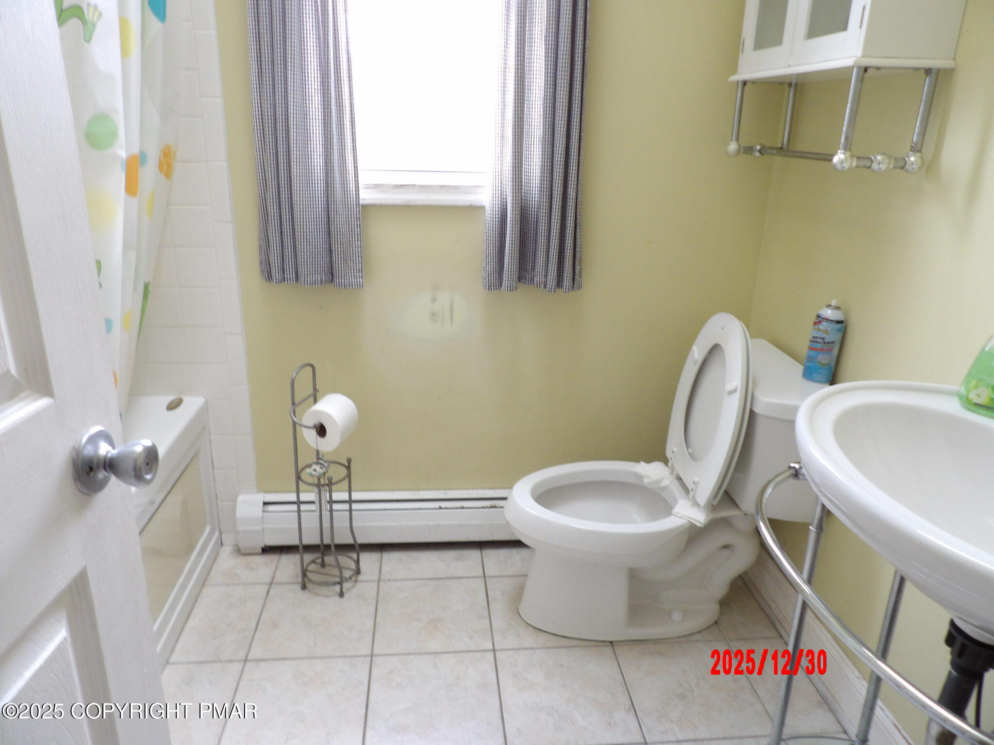 2 Shepard Court Delaware Water Gap, PA 18327 - Photo 39 of 57 a bathroom with a toilet and a sink