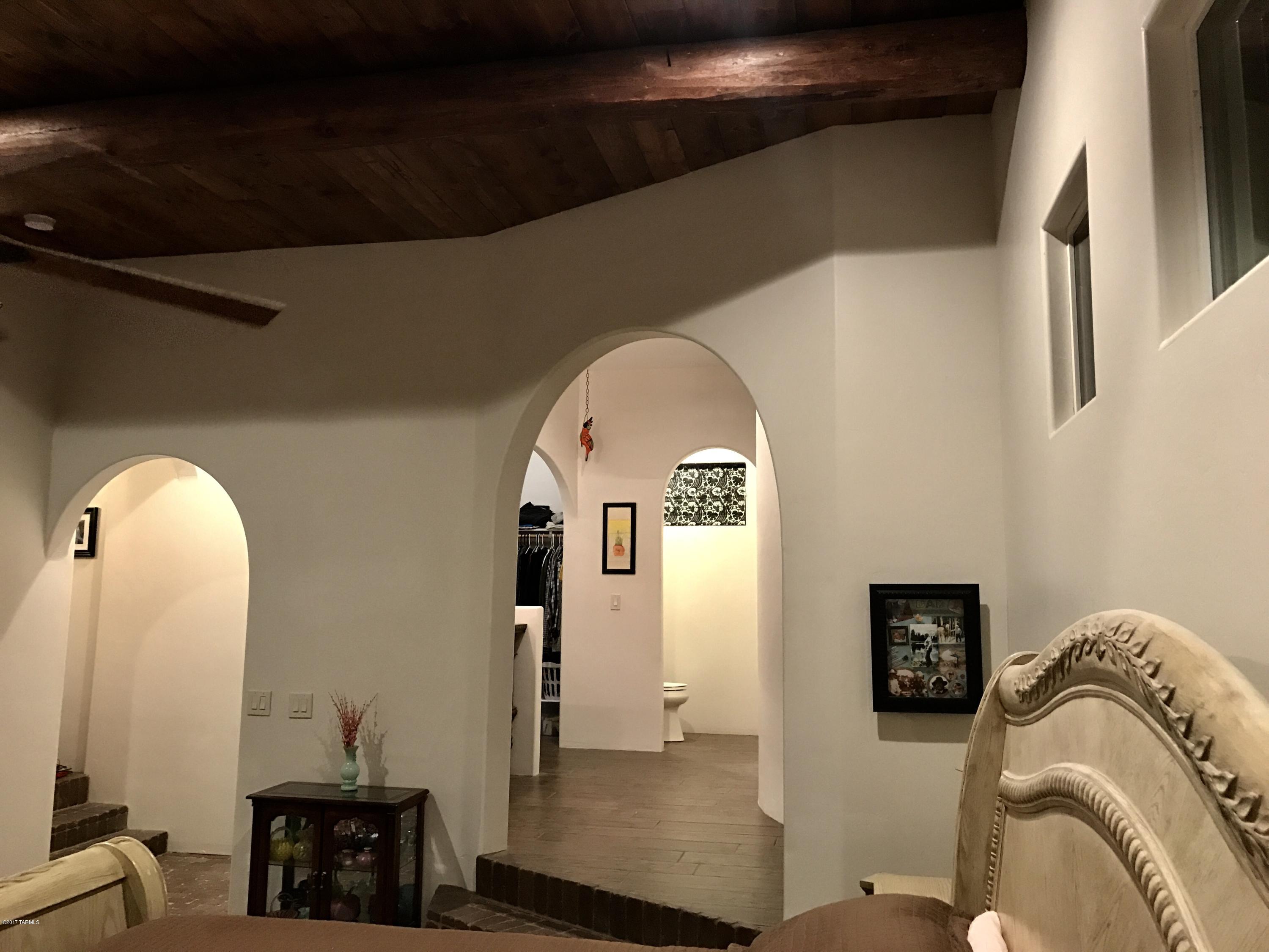 7350 North Artesiano Road Tucson, AZ 85743 - Photo 17 of 51 Gallery Image 17