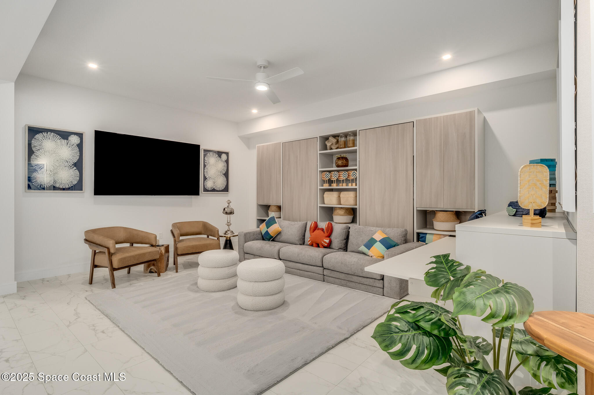 65 North Atlantic Avenue, Unit 404 Cocoa Beach, FL 32931 - Photo 20 of 57 Family room