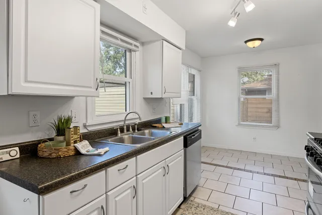 $1,650 | 2828 Eleanor Street, Portage, IN 46368