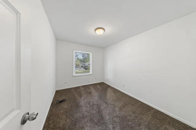 $1,650 | 2828 Eleanor Street, Portage, IN 46368