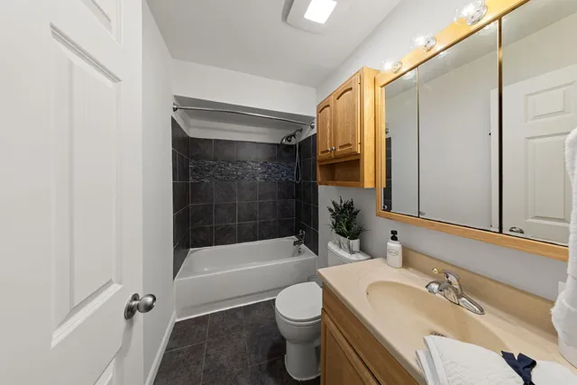 $1,650 | 2828 Eleanor Street, Portage, IN 46368