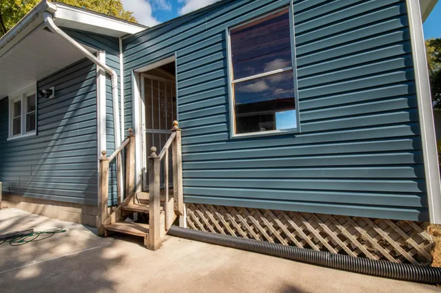 $255,000 | 1412 Craig Avenue, Janesville, WI 53545