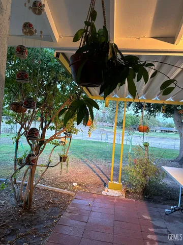 a view of outdoor space yard and patio