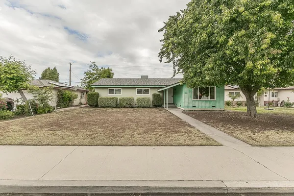 $330,000 | 1350 Mill Street, Selma, CA 93662