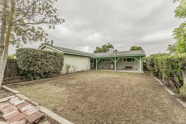 $330,000 | 1350 Mill Street, Selma, CA 93662