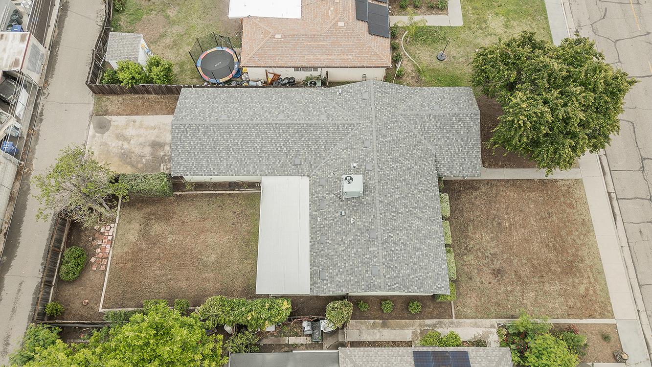 1350 Mill Street Selma, CA 93662 - Photo 45 of 47 an aerial view of a house with a yard