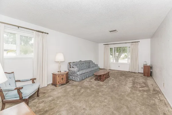 $330,000 | 1350 Mill Street, Selma, CA 93662