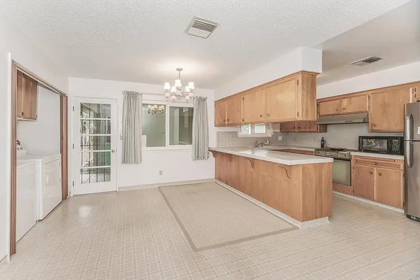 $330,000 | 1350 Mill Street, Selma, CA 93662