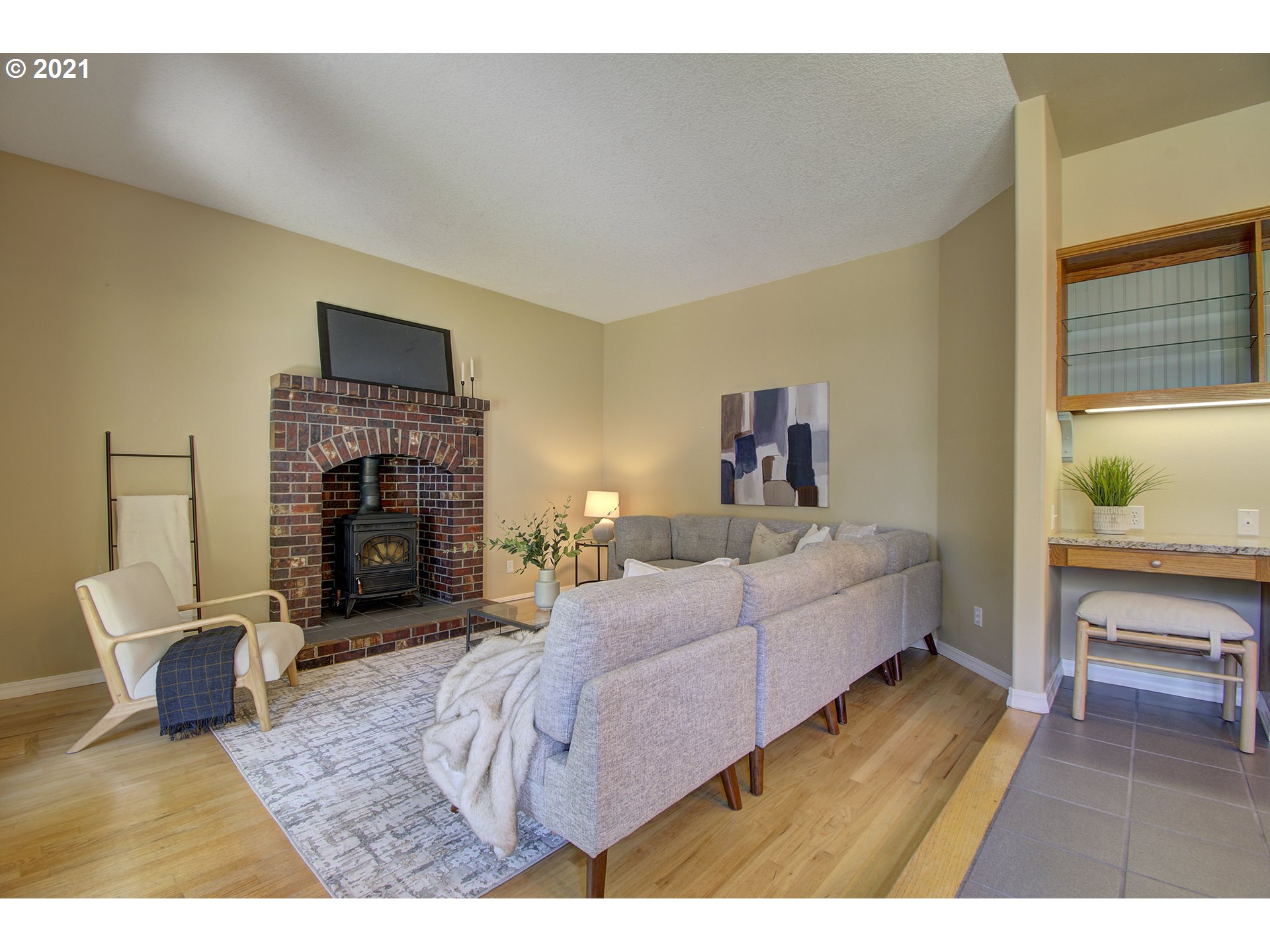 4517 Northwest Valley Street Camas, WA 98607 - Photo 14 of 32 Gallery Image 14
