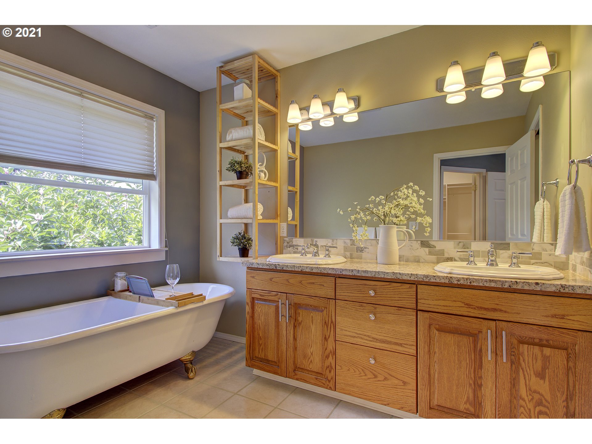 4517 Northwest Valley Street Camas, WA 98607 - Photo 17 of 32 Gallery Image 17