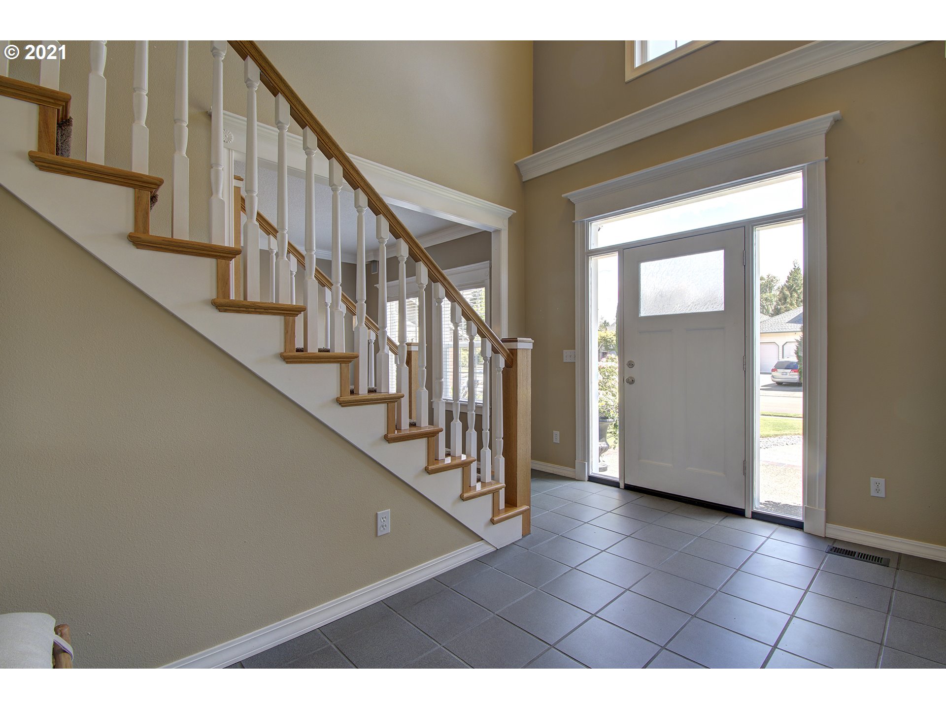 4517 Northwest Valley Street Camas, WA 98607 - Photo 4 of 32 Gallery Image 4