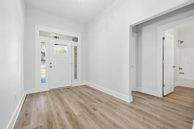 $575,000 | 717 Hazel Drive, Fort Walton Beach, FL 32547