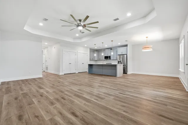 $575,000 | 717 Hazel Drive, Fort Walton Beach, FL 32547