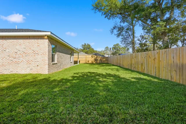 $575,000 | 717 Hazel Drive, Fort Walton Beach, FL 32547