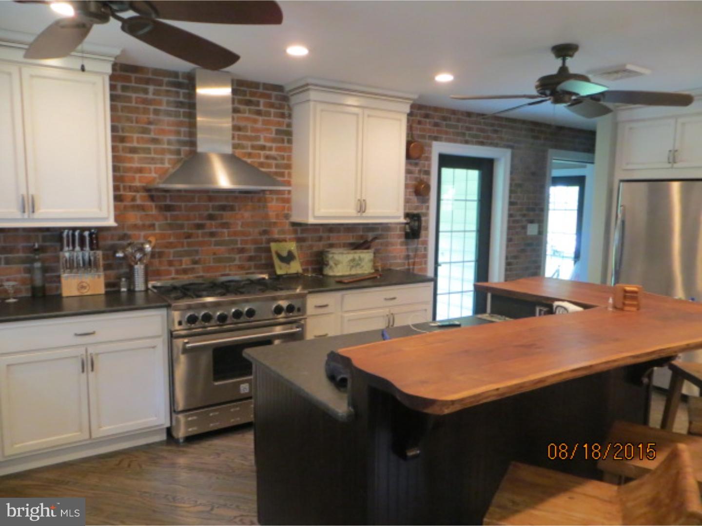 316 Howarth Road Media, PA 19063 - Photo 5 of 25 Kitchen