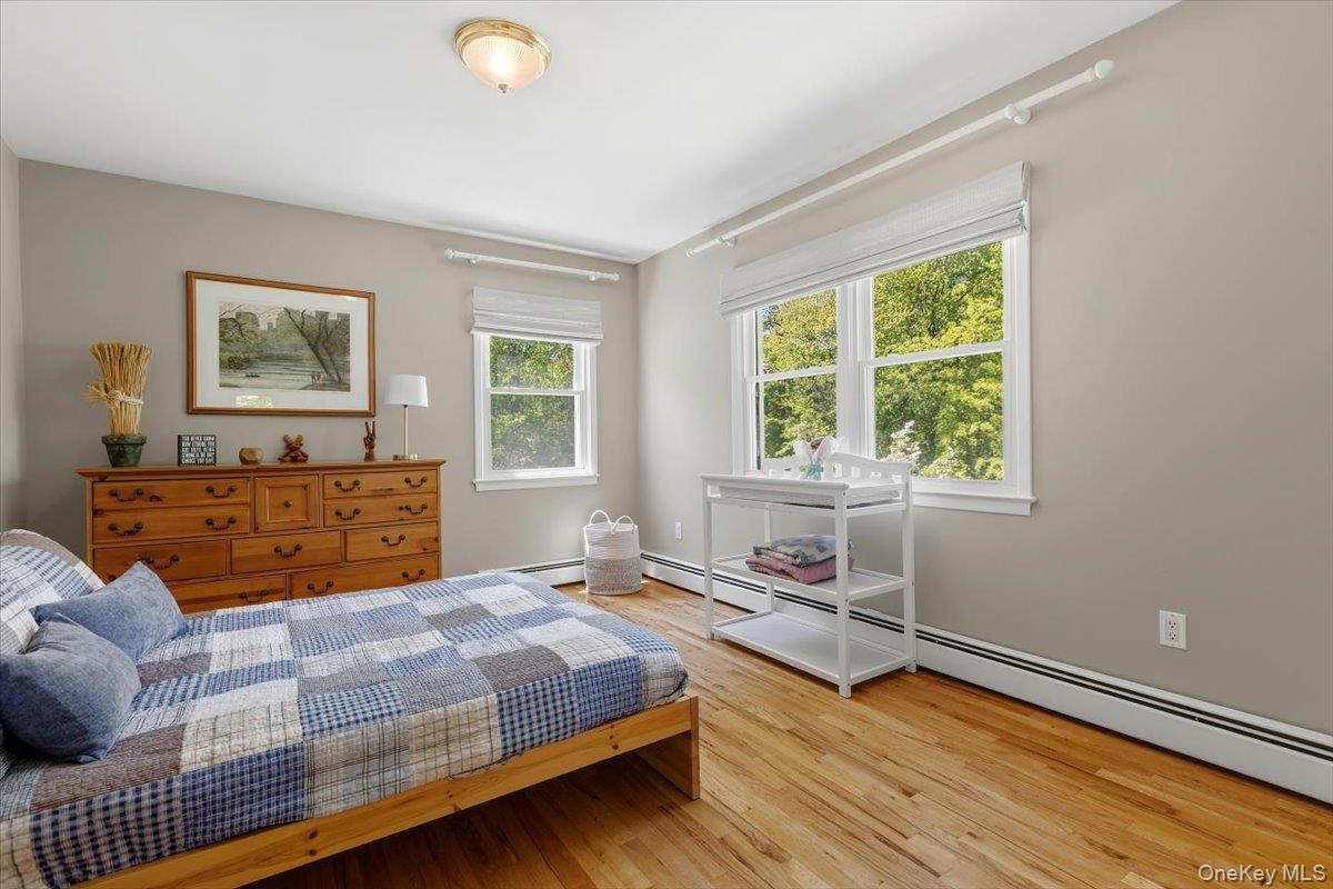 119 Edgewood Road Ossining, NY 10562 - Photo 26 of 50 Second Bedroom with corner windows overlooking the yard.