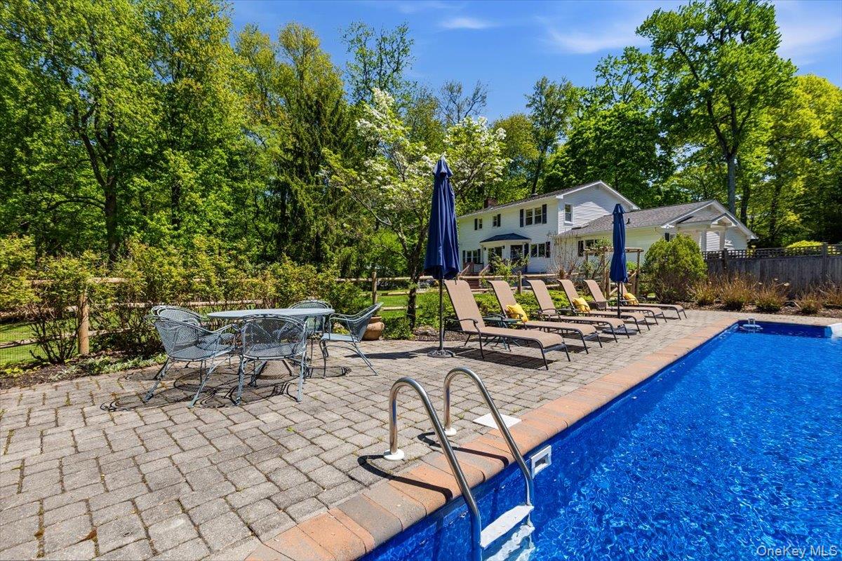 119 Edgewood Road Ossining, NY 10562 - Photo 4 of 50 A sneak peek at the pool, then back to the entrance. More pool photos later!