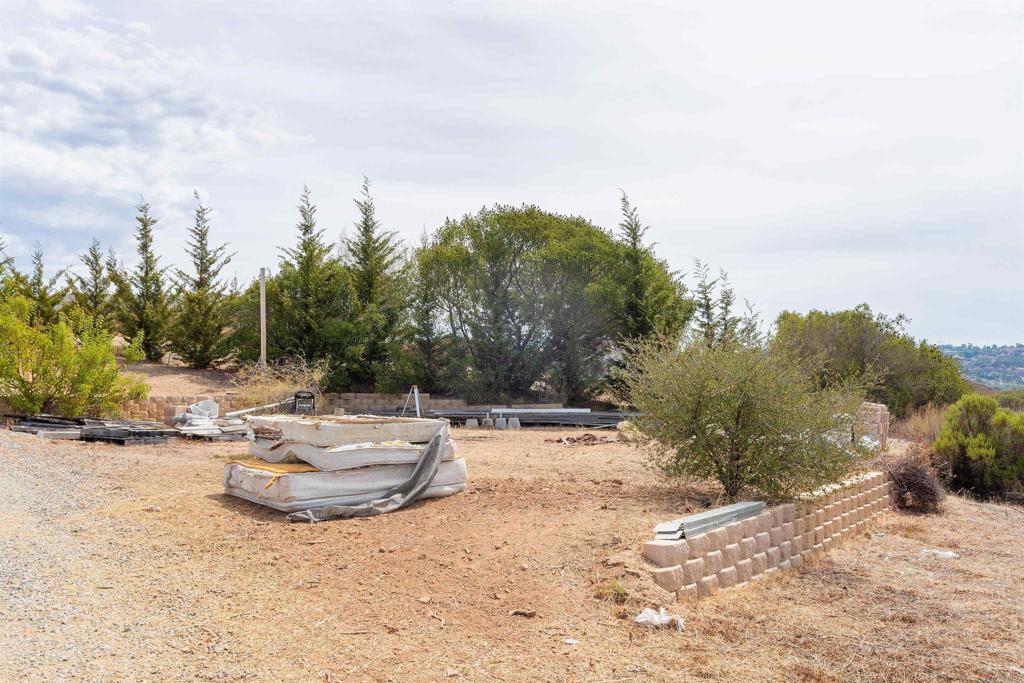 1738 Vía De Lago Fallbrook, CA 92028 - Photo 15 of 25