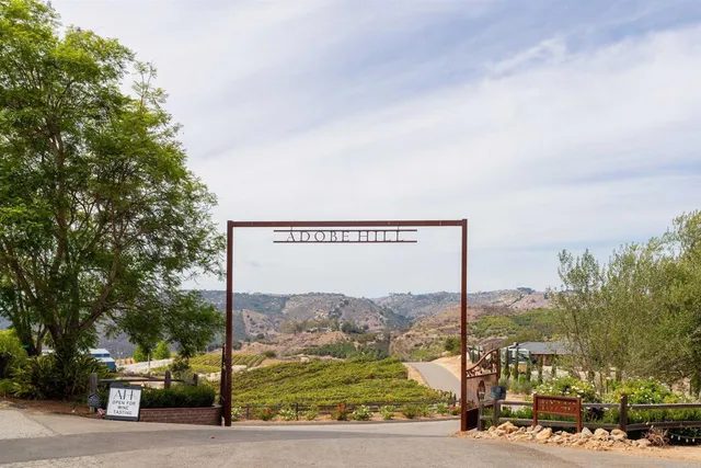 $365,000 | 1738 VÃa De Lago, Fallbrook, CA 92028