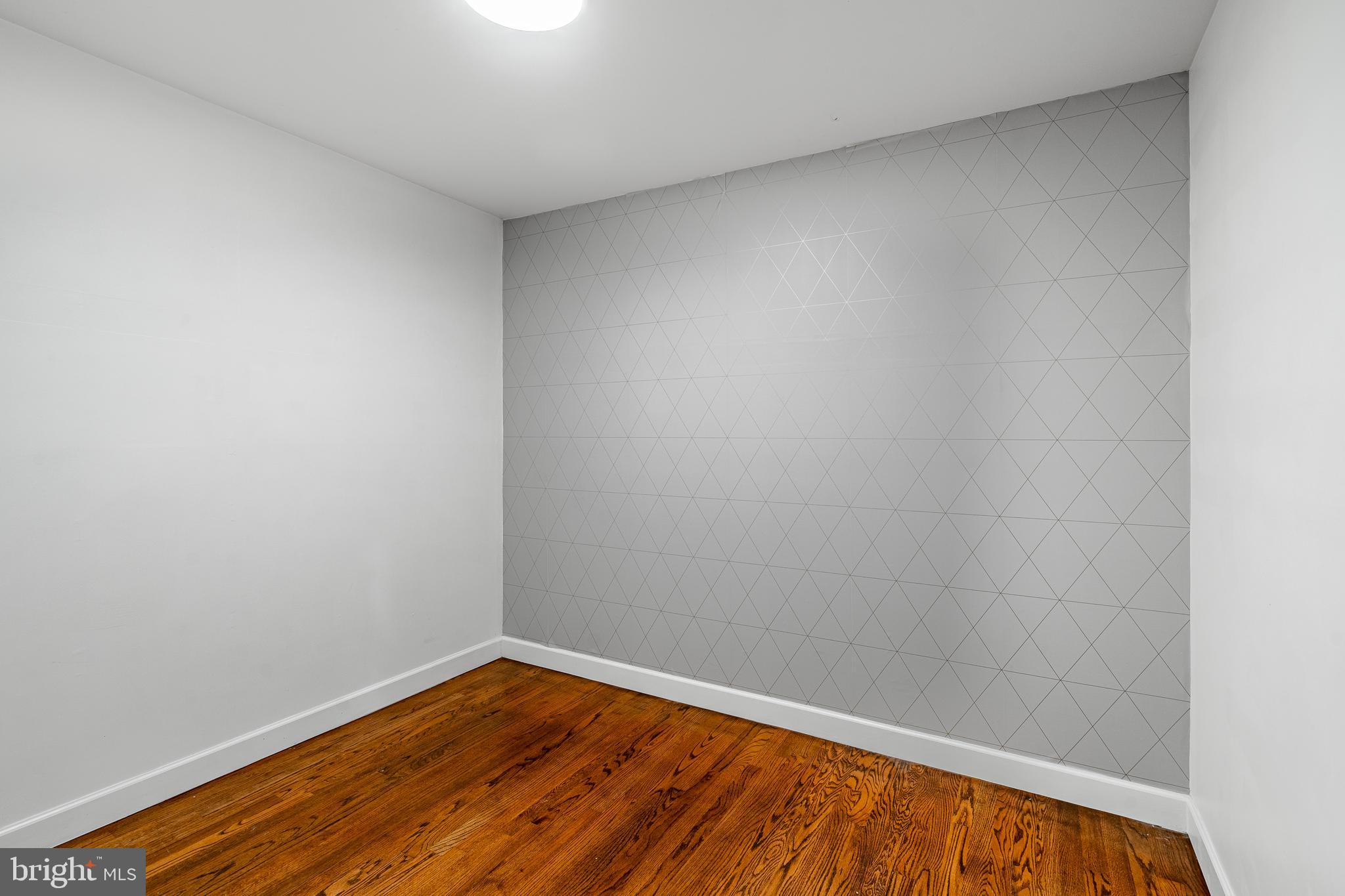 4 Blue Jay Drive Newark, DE 19713 - Photo 27 of 59 Main Level Bedroom Closet