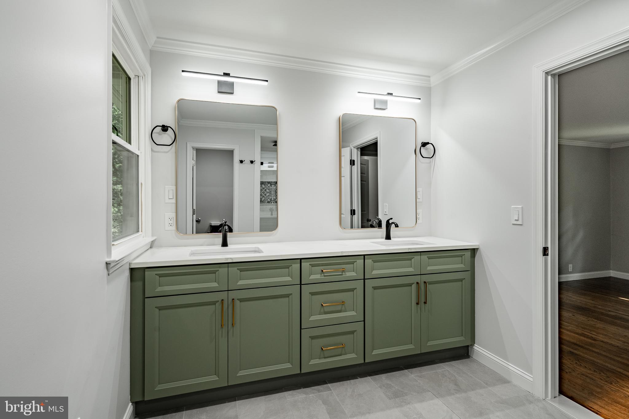 4 Blue Jay Drive Newark, DE 19713 - Photo 30 of 59 Primary Bathroom