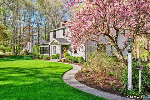 $1,295,000 | 174 East Lane, Stamford, CT 06905