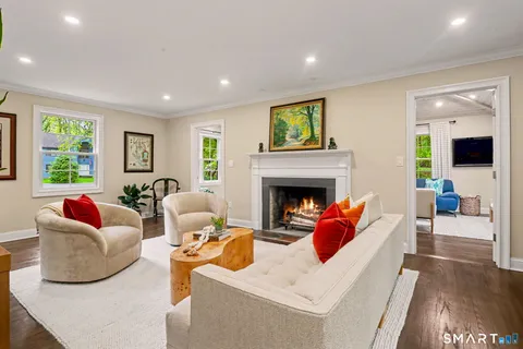 $1,295,000 | 174 East Lane, Stamford, CT 06905