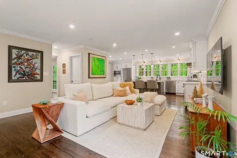 $1,295,000 | 174 East Lane, Stamford, CT 06905